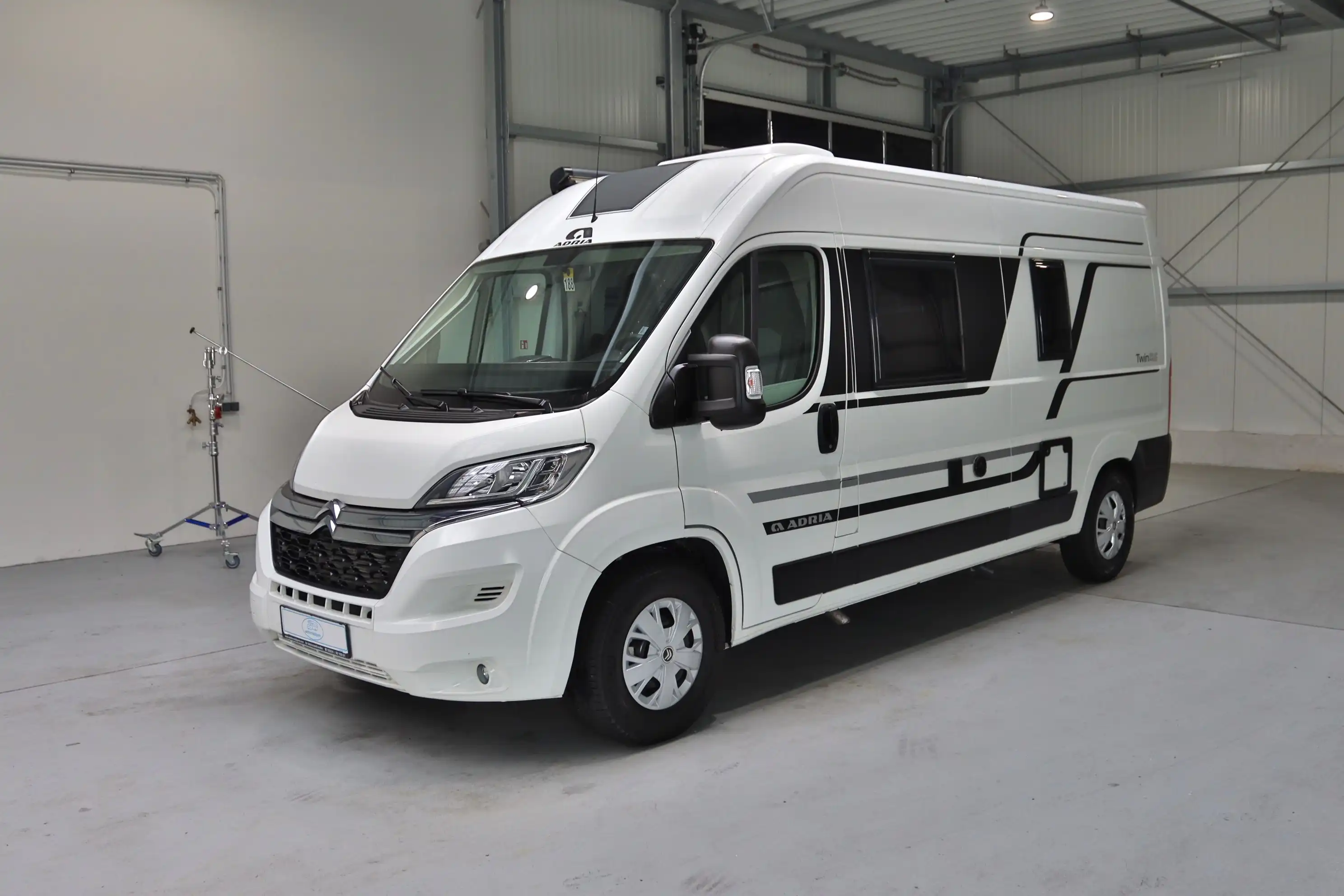 ADRIA Twin 600 SP Axess